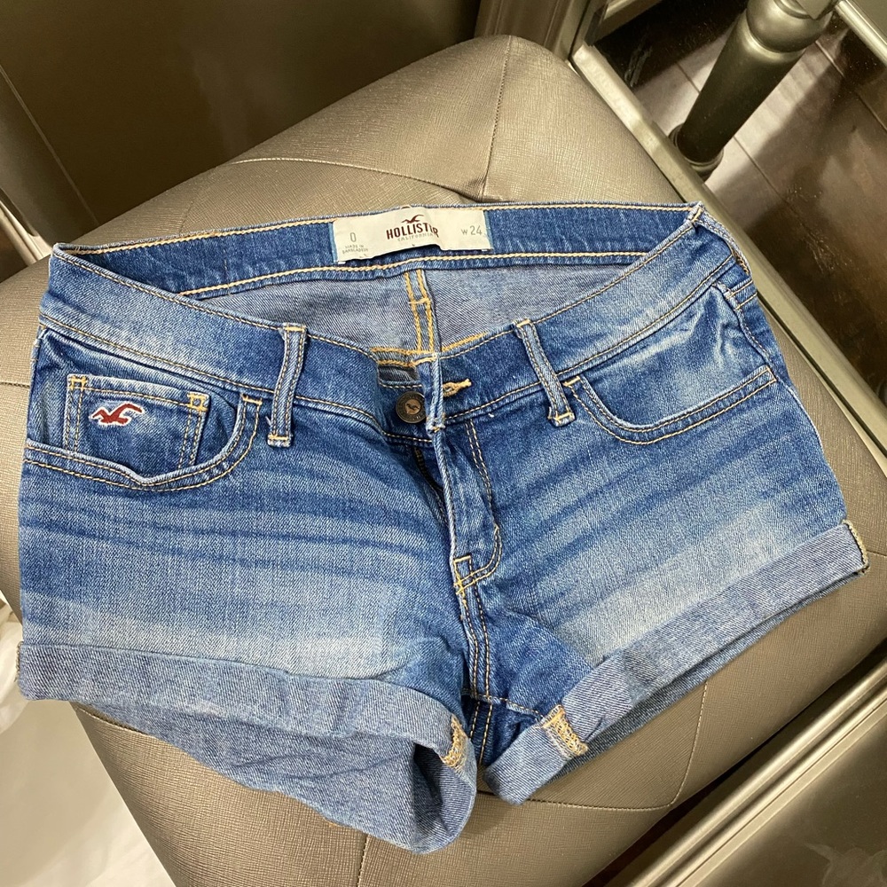 Hollister low rise denim shorts
